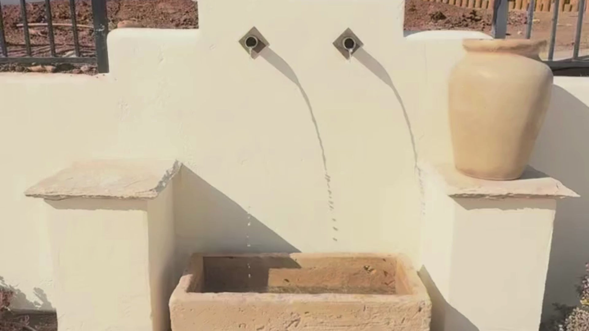 Load video: fountain