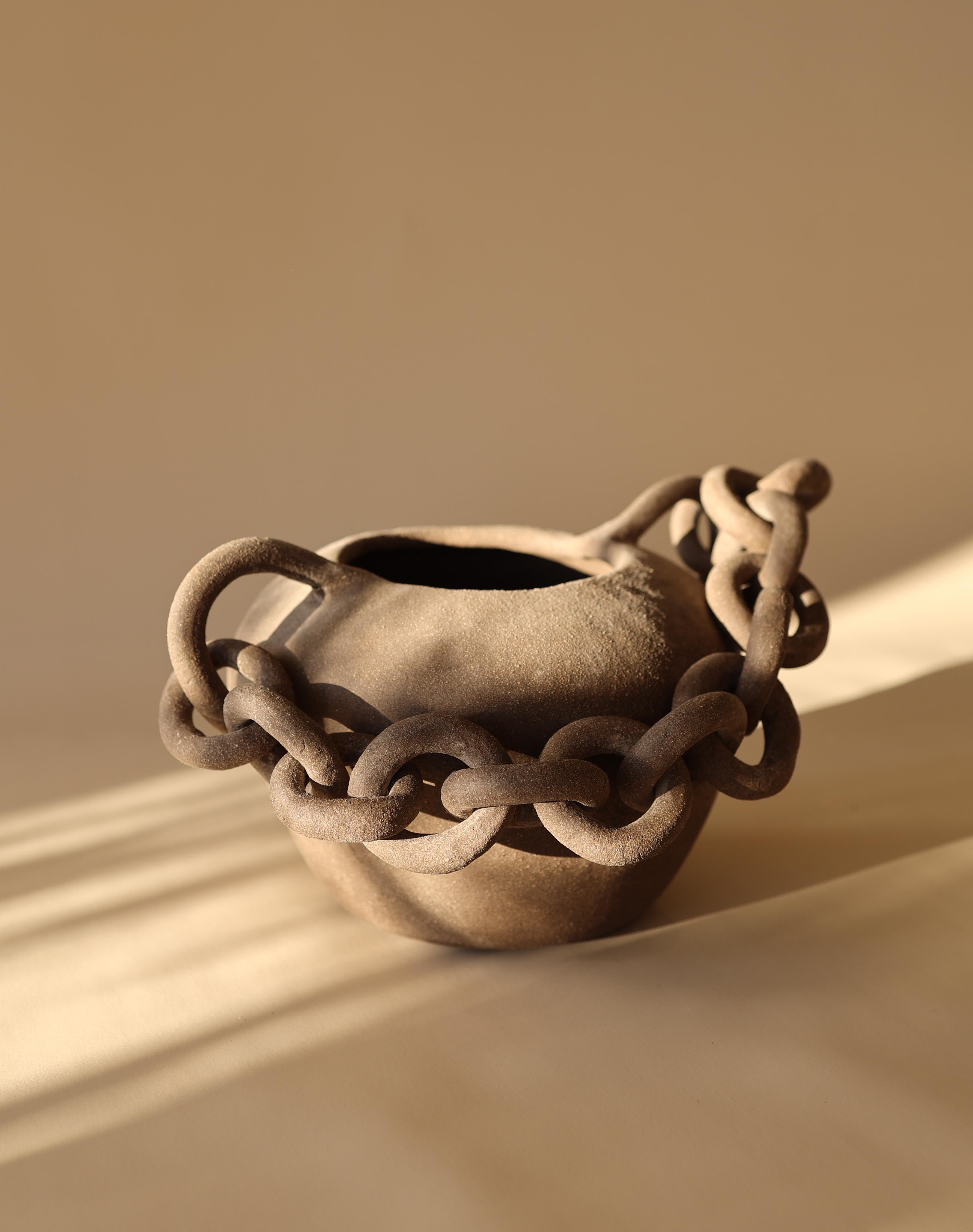 Brown Chain Vase II