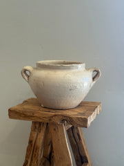 Hungarian Oasis Dust Pot