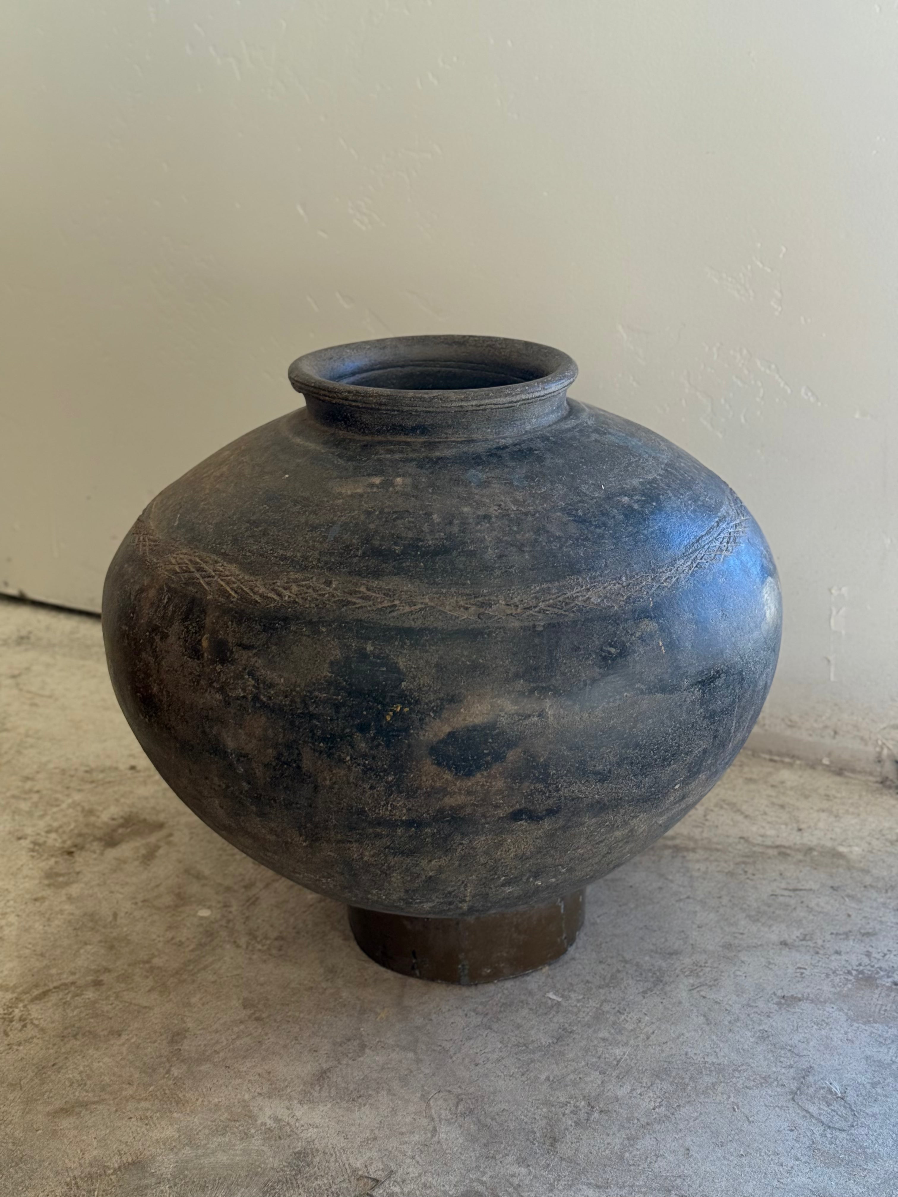 Ironroot Clay Pot