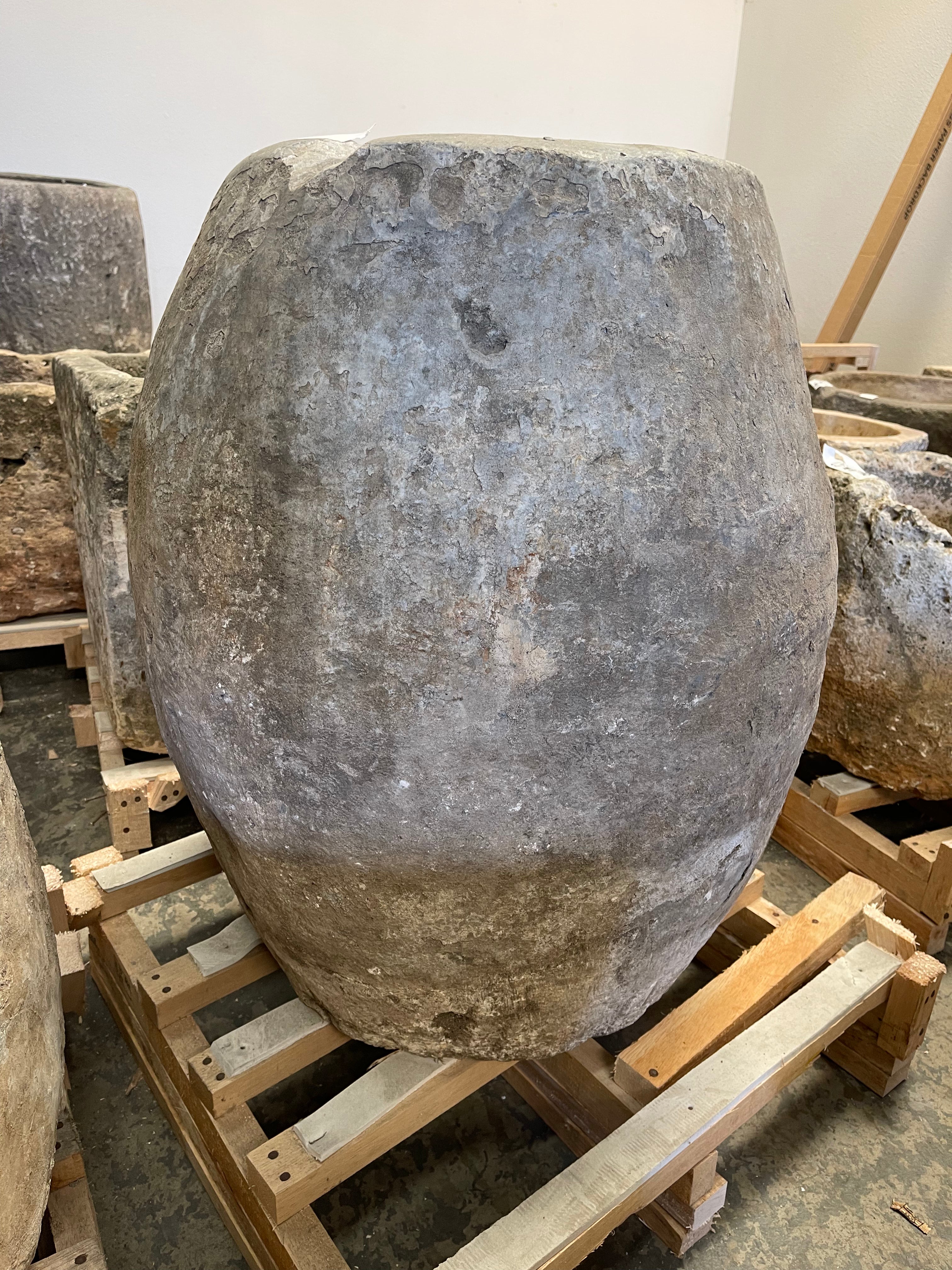 Limestone Trough - Pot