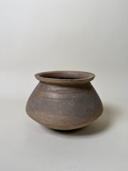 Clay Pot w/ Iron Ring