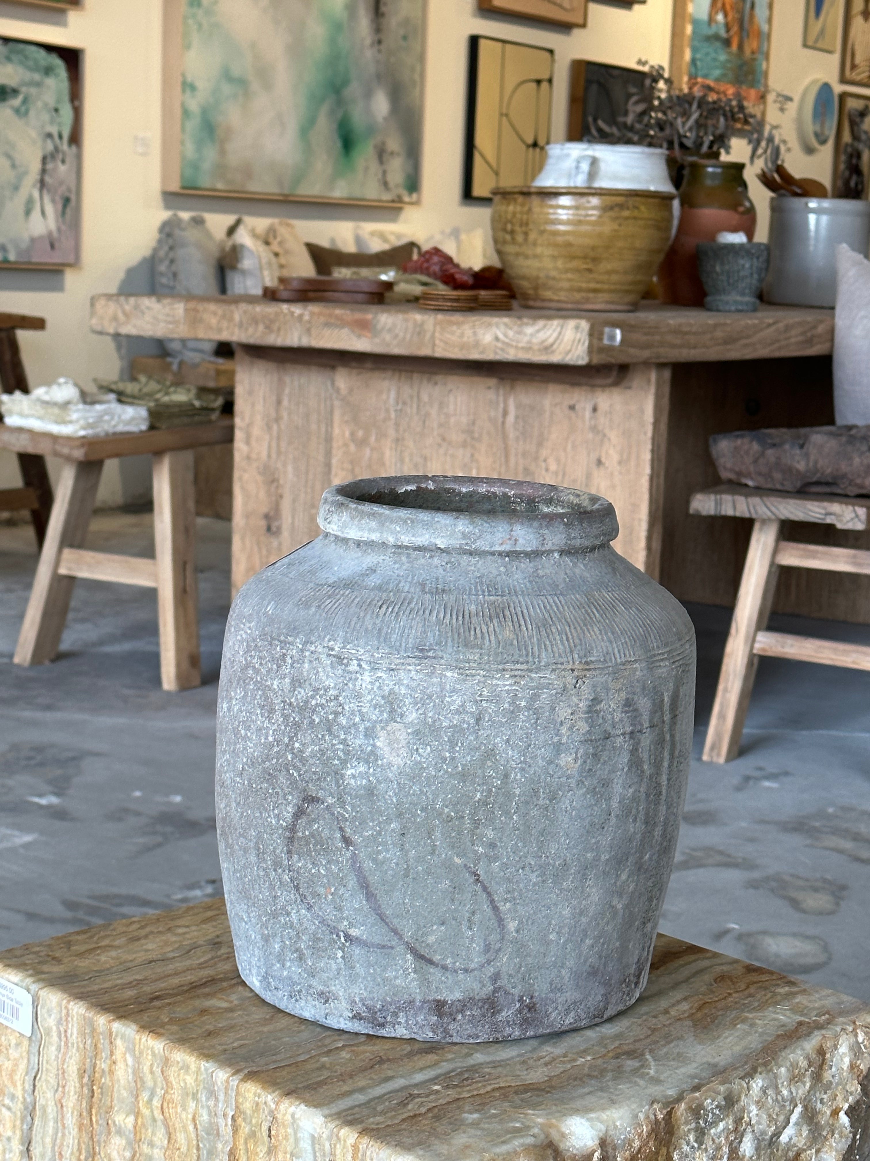 Indo Grey Textured Pot