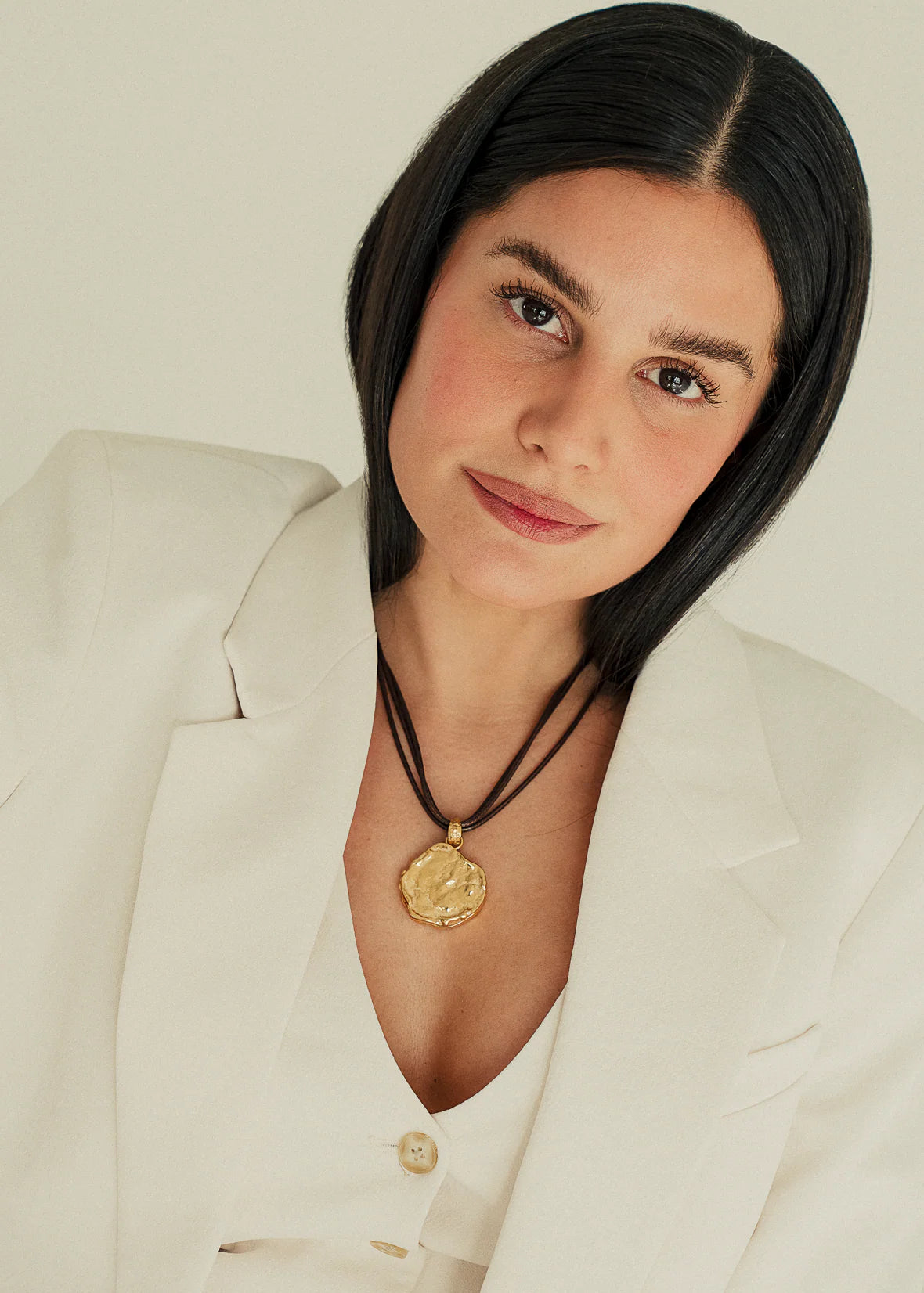 Solana Locket Necklace Gold